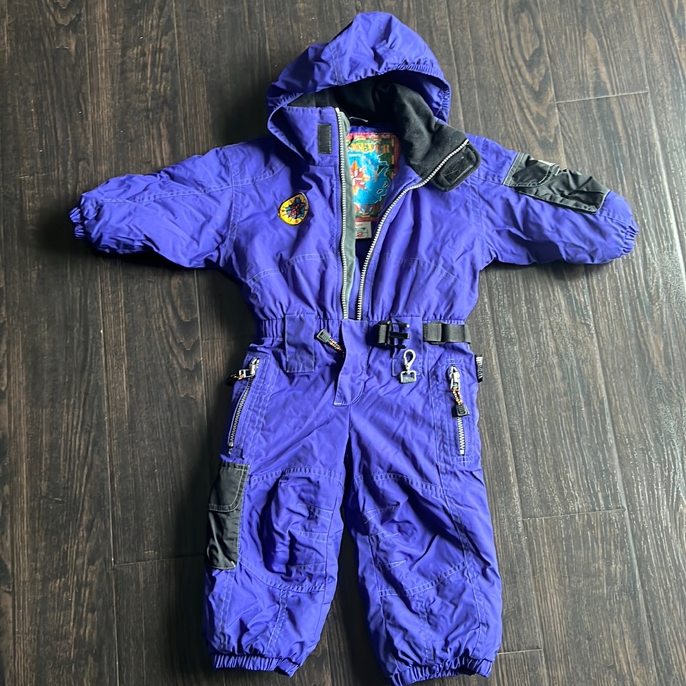 Ski/snowsuit